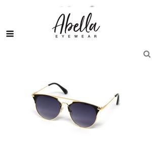 NWOT Abella Kensley Sunglasses